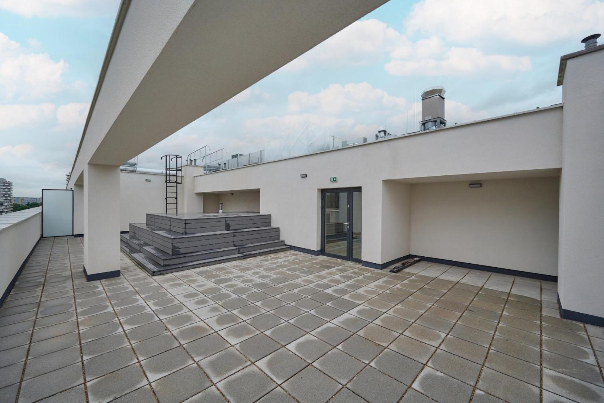 Modern Slonimskiego With Balcony By Renters * Wrocław